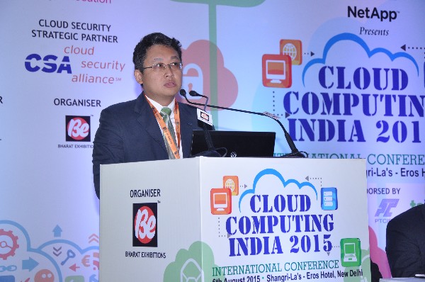 Mr. Aloysius Cheang, Managing Director (APAC), Cloud Security Alliance, delivering Industry Keynote.