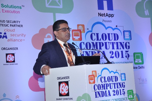 Mr. Sandeep Sehgal, Director - Government & Defense, VMware, delivering his presentation.